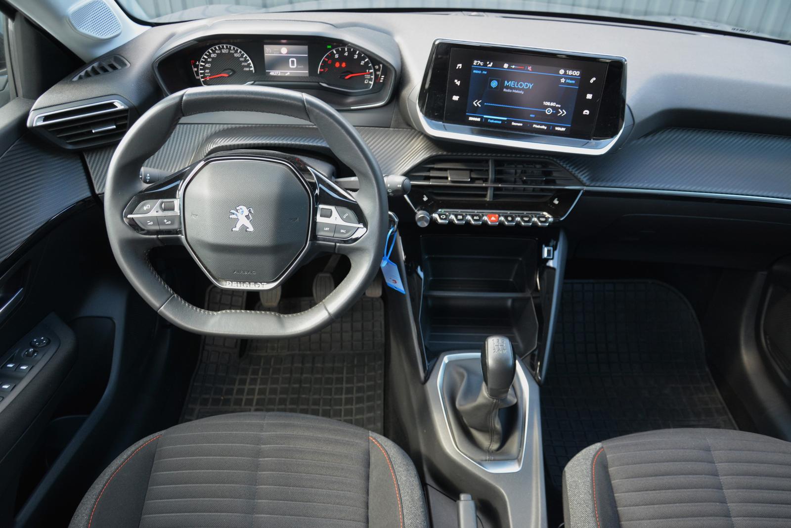 Peugeot 208 1.20 benzín, SR. voz, servisná história