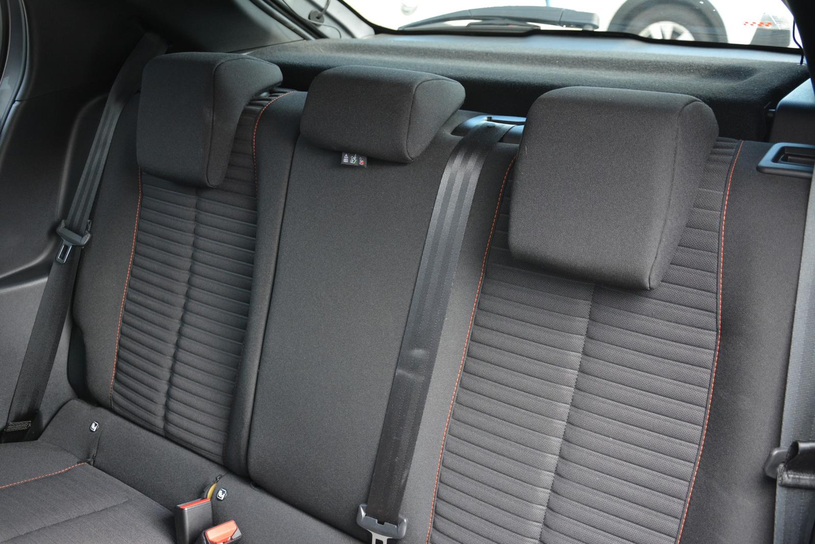 Peugeot 208 1.20 benzín, SR. voz, servisná história