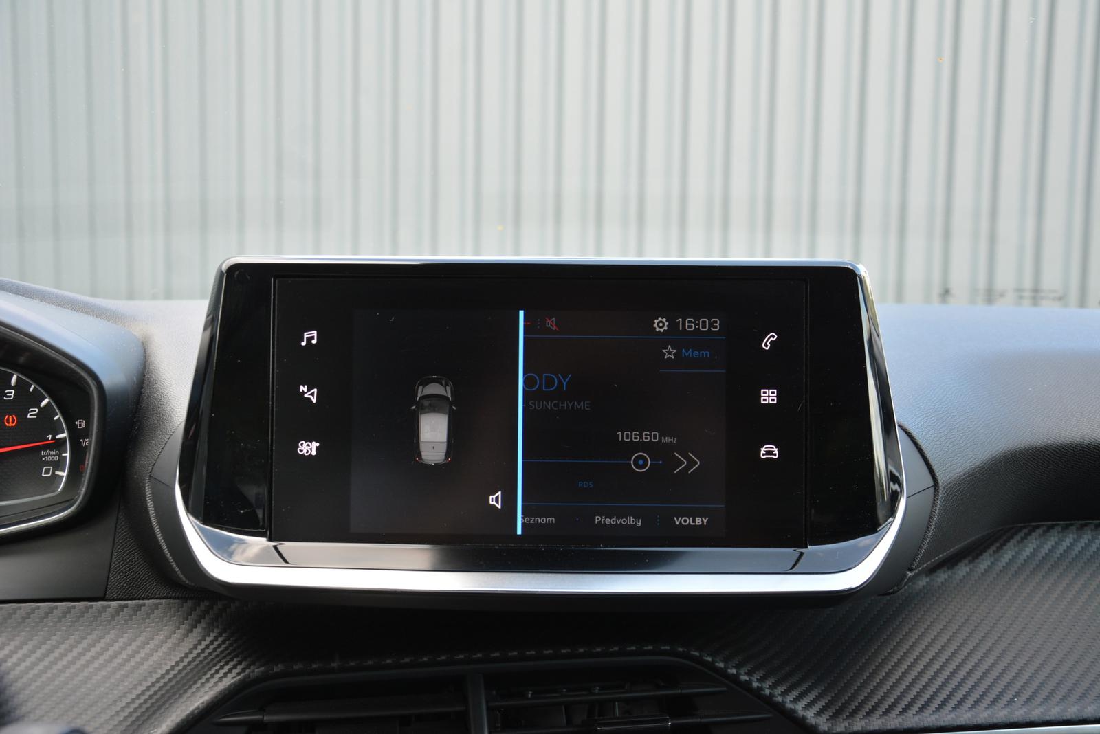 Peugeot 208 1.20 benzín, SR. voz, servisná história