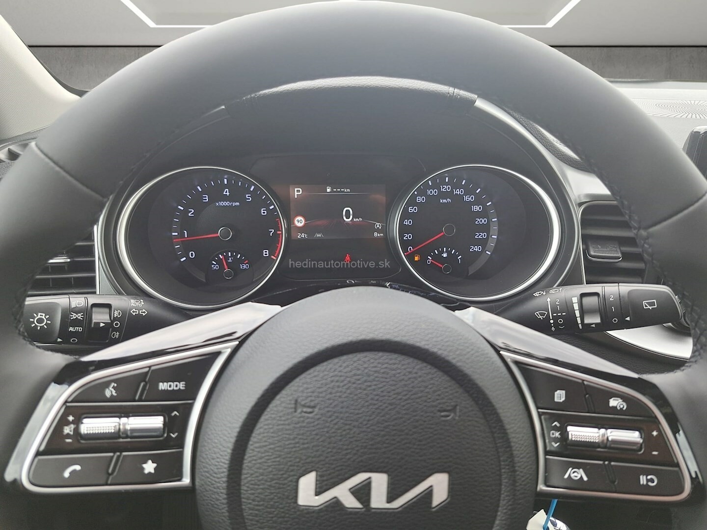 KIA CEED 1,5 T-GDi 7DCT SILVER