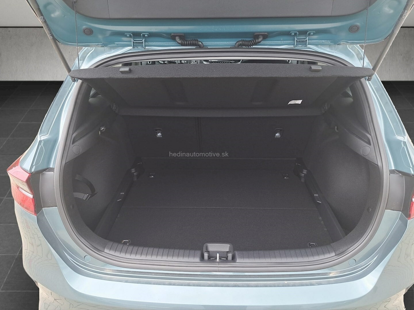 KIA CEED 1,5 T-GDi 7DCT SILVER
