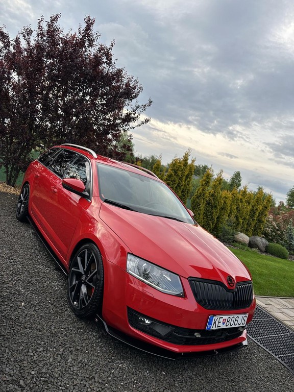 Škoda Octavia Combi 1.6 TDI 110k Business DSG