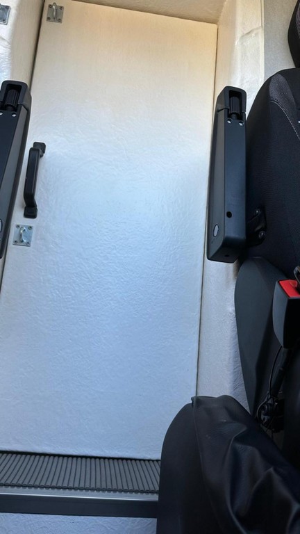 Iveco Daily Skriňa 129kw Automat