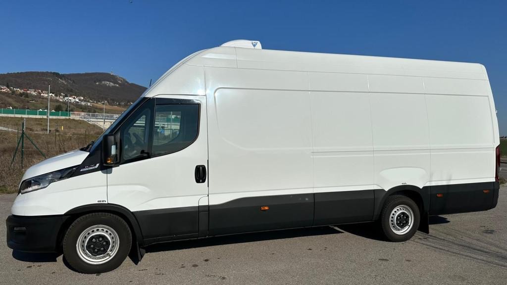 Iveco Daily Skriňa 129kw Automat