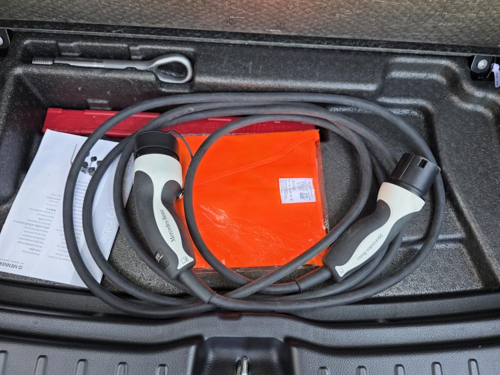 Mercedes EQA SUV 140kw Automat