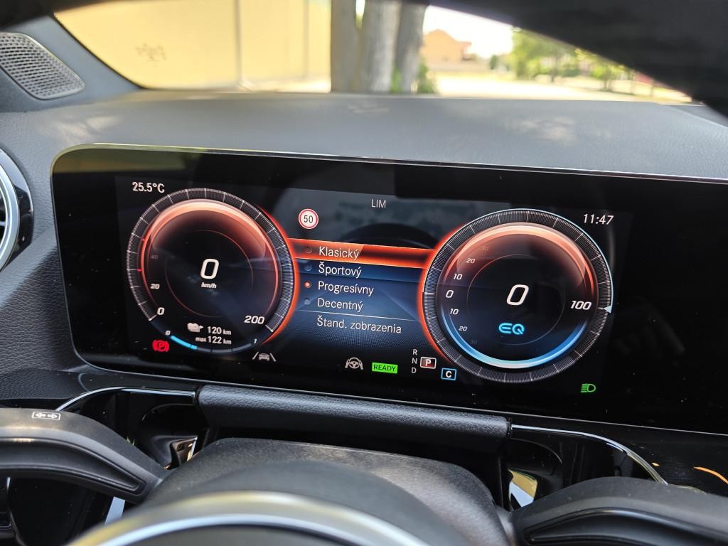 Mercedes EQA SUV 140kw Automat