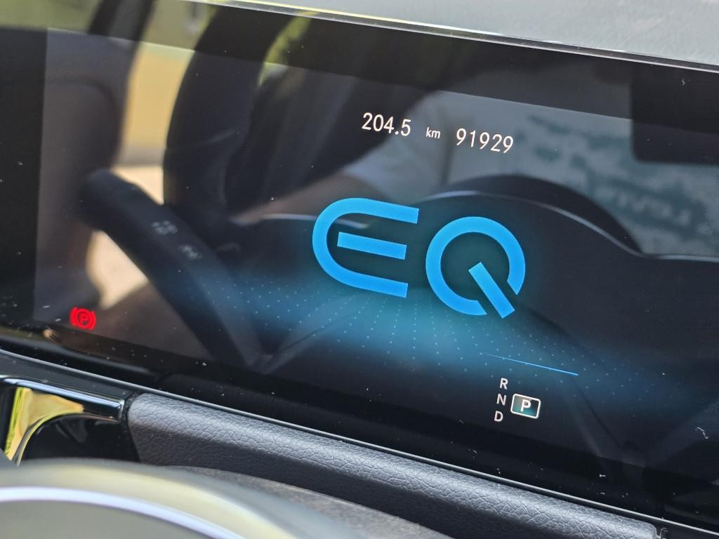 Mercedes EQA SUV 140kw Automat