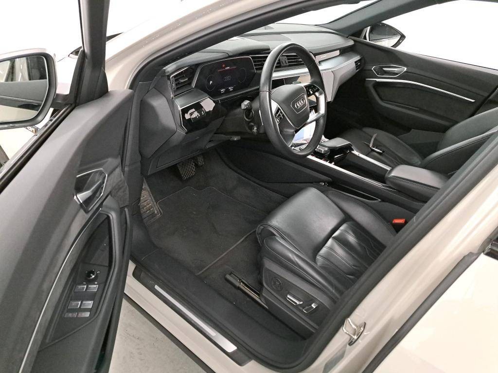 Audi E-tron 55 quattro Advanced
