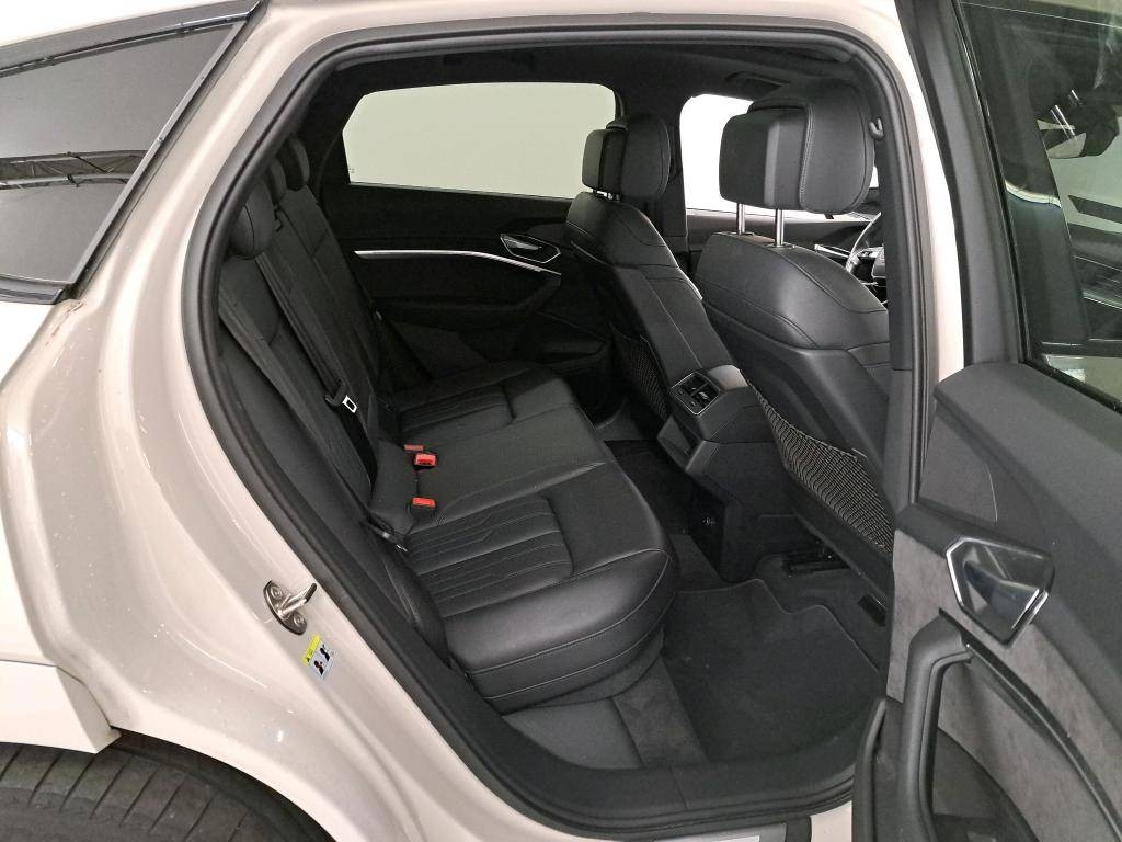 Audi E-tron 55 quattro Advanced