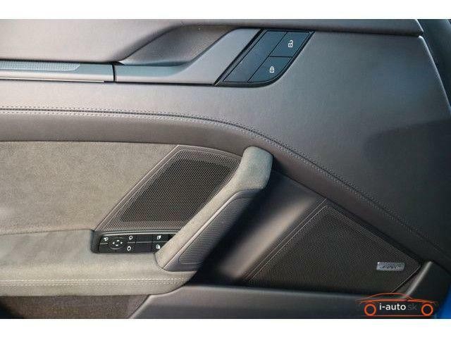 Porsche 992 GTS Sport-Design Carbon