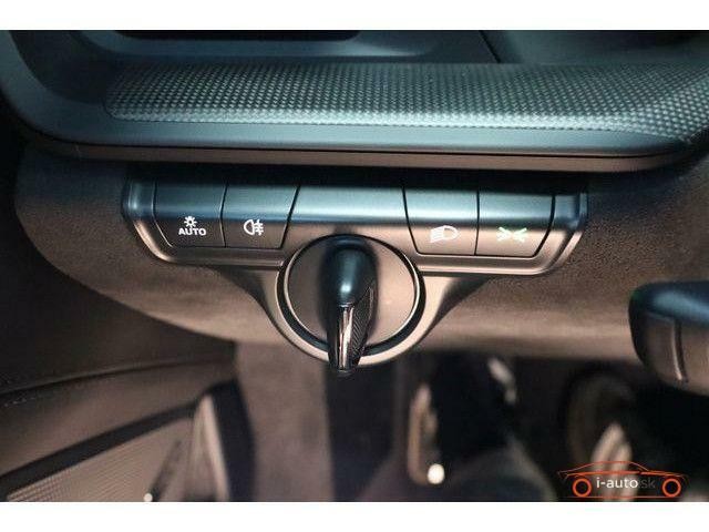 Porsche 992 GTS Sport-Design Carbon