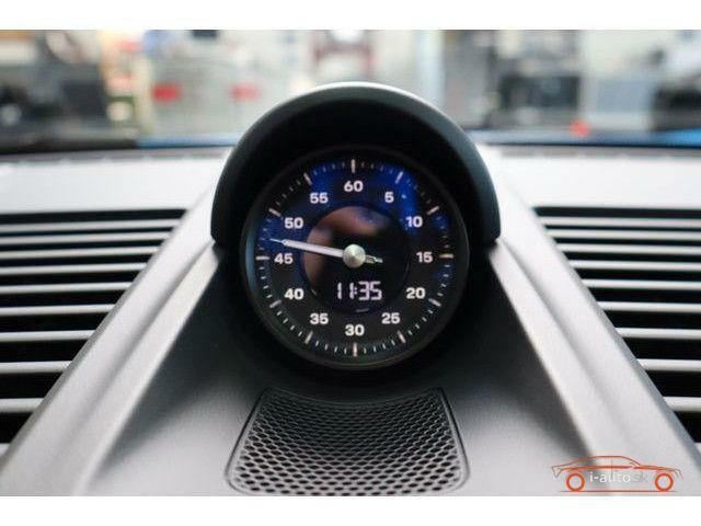 Porsche 992 GTS Sport-Design Carbon