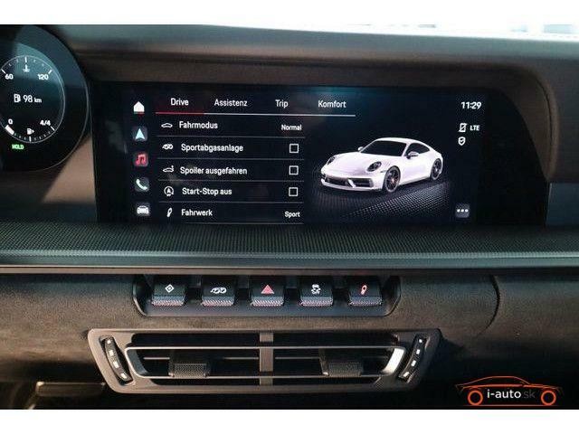 Porsche 992 GTS Sport-Design Carbon