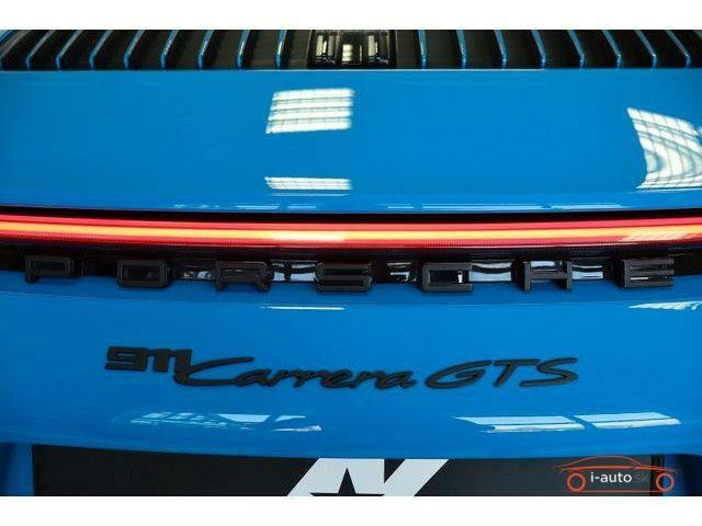 Porsche 992 GTS Sport-Design Carbon