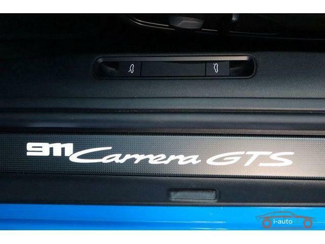 Porsche 992 GTS Sport-Design Carbon
