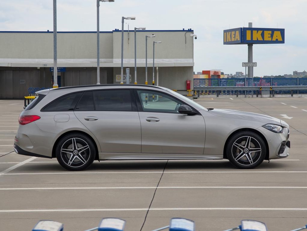 Mercedes C trieda T Kombi 300 e A/T