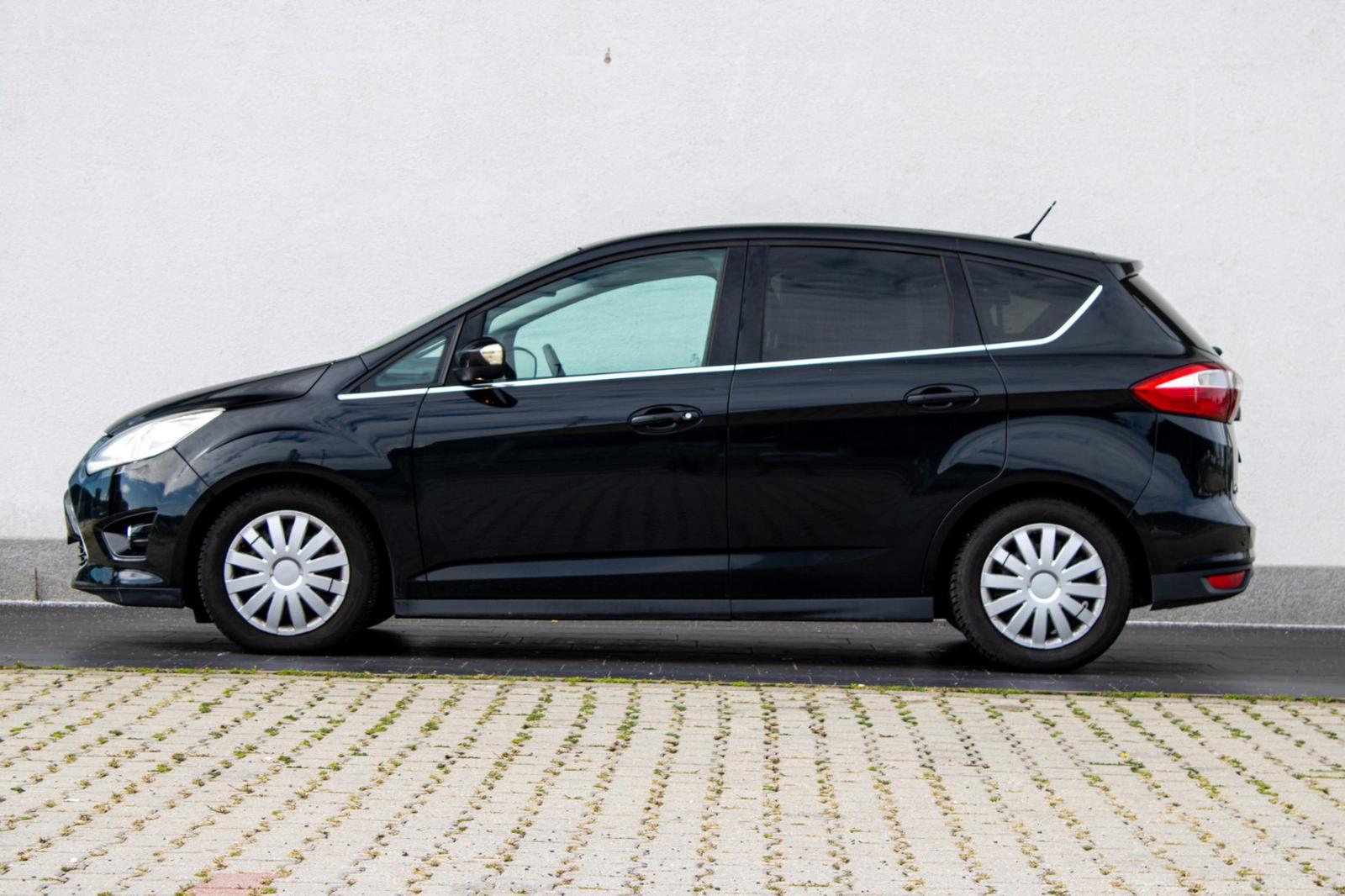 Ford C-Max 2.0 tdci 85kw Titanium Automat 6st. AJ NA SPLÁTKY