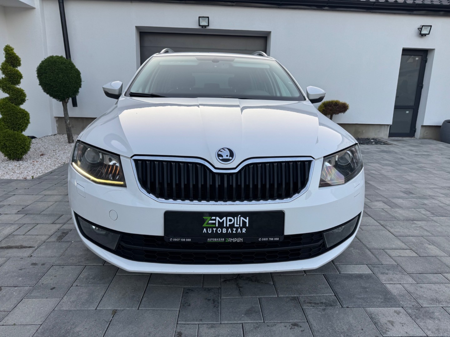 Škoda Octavia Combi 2.0 TDI Elegance/Style DSG