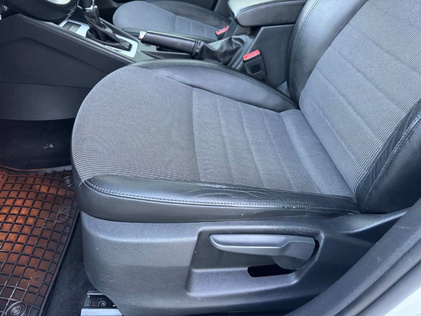 Škoda Octavia Combi 2.0 TDI Elegance/Style DSG