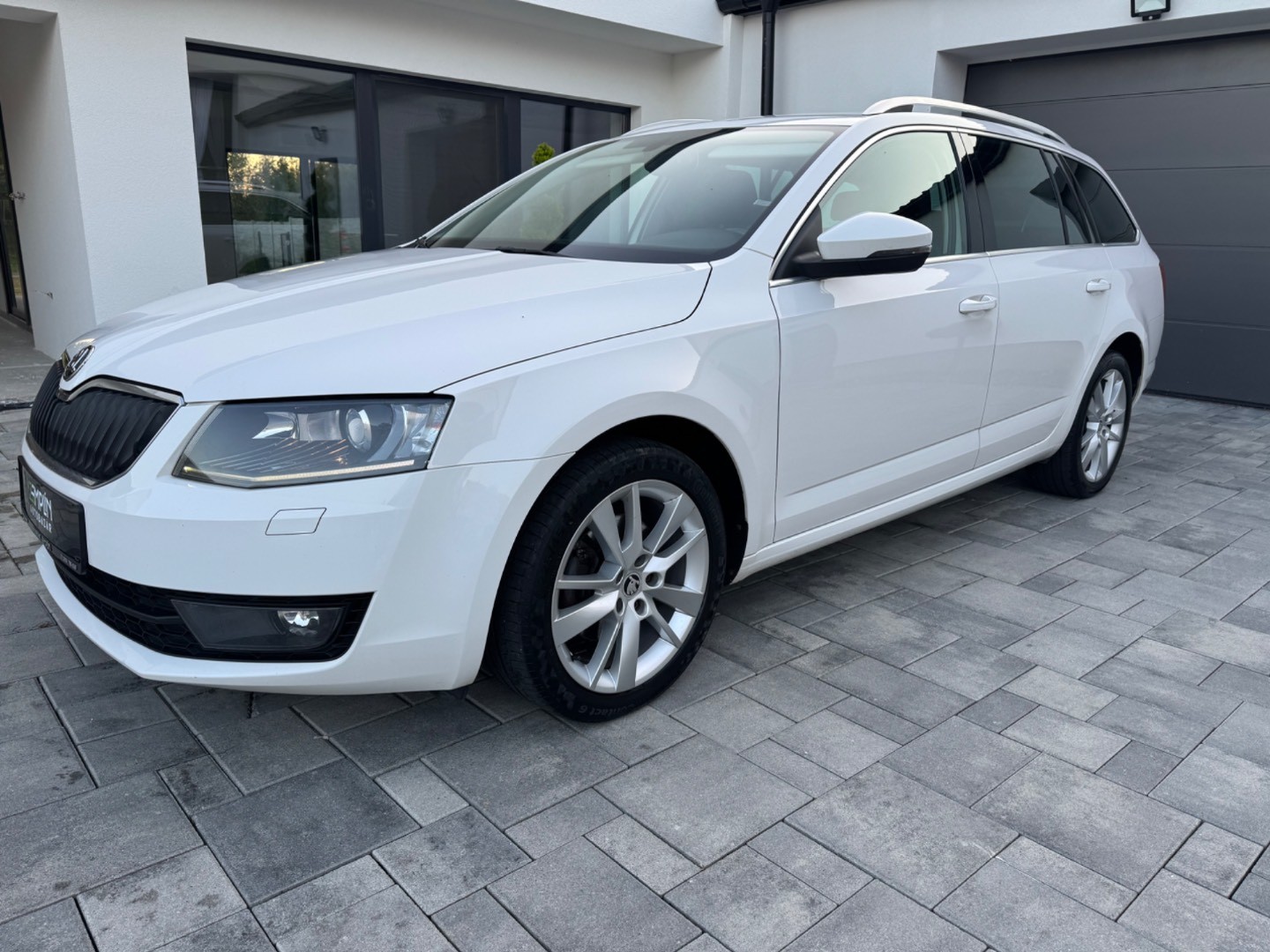 Škoda Octavia Combi 2.0 TDI Elegance/Style DSG