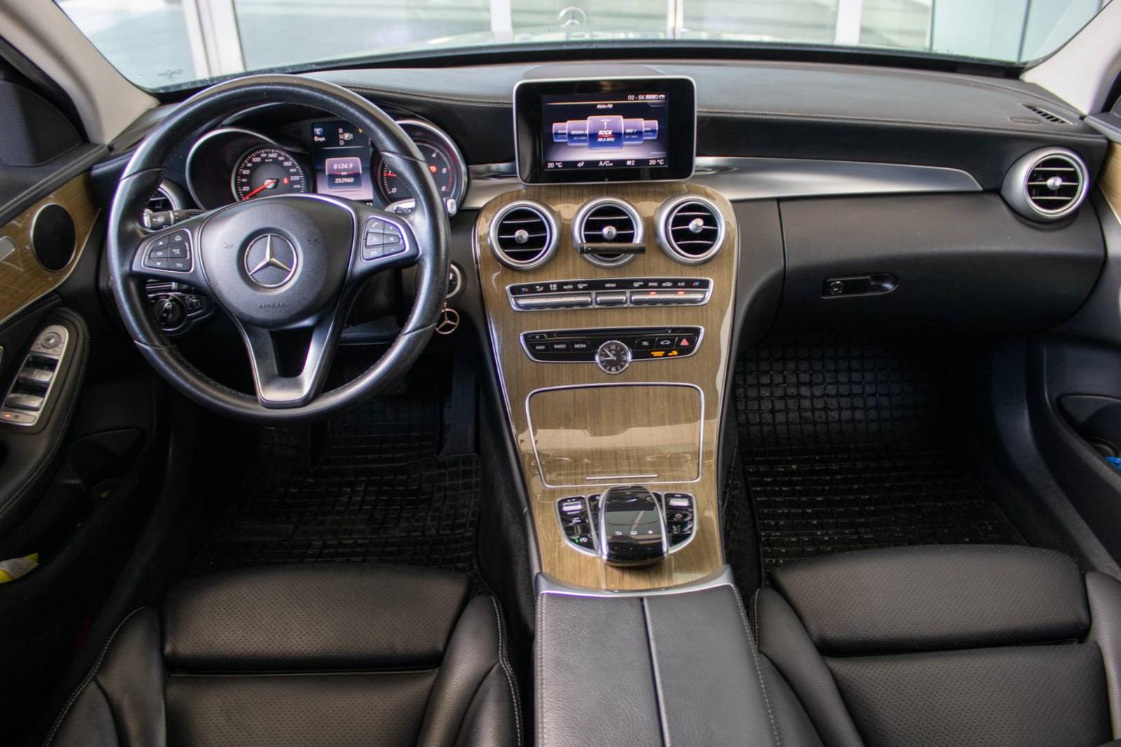 Mercedes-Benz C trieda Kombi 200 d A/T