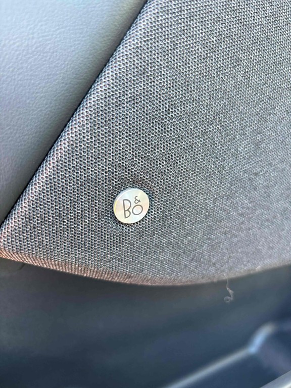 Ford Mustang Mach-E AWD 4x4 . ER 98.7 kwh . 273kw