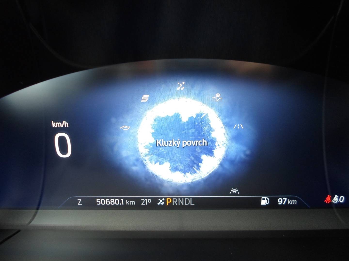 Ford Kuga 2.5 Duratec HEV 190k ST-Line eCVT,ParkPilot,kamera,navi,LED