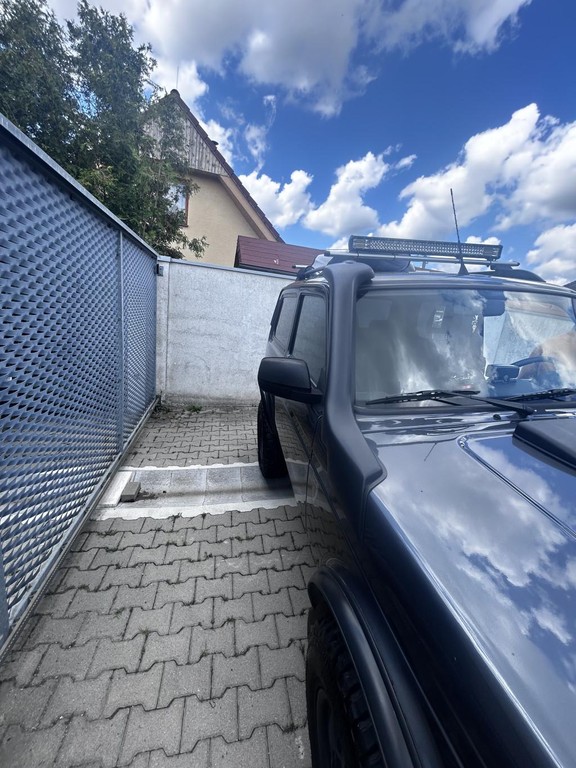 Lada Niva SUV/Off-road 61kw Manuál