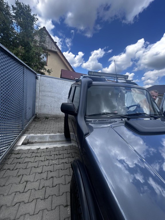 Lada Niva SUV/Off-road 61kw Manuál