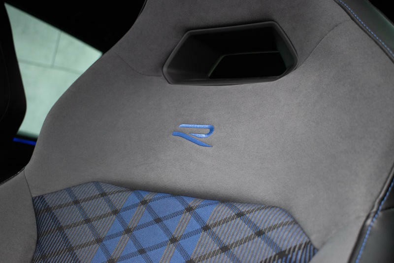 Volkswagen Tiguan R 2.0TSI 235kW ZÁRUKA*TAŽNÉ*ČR