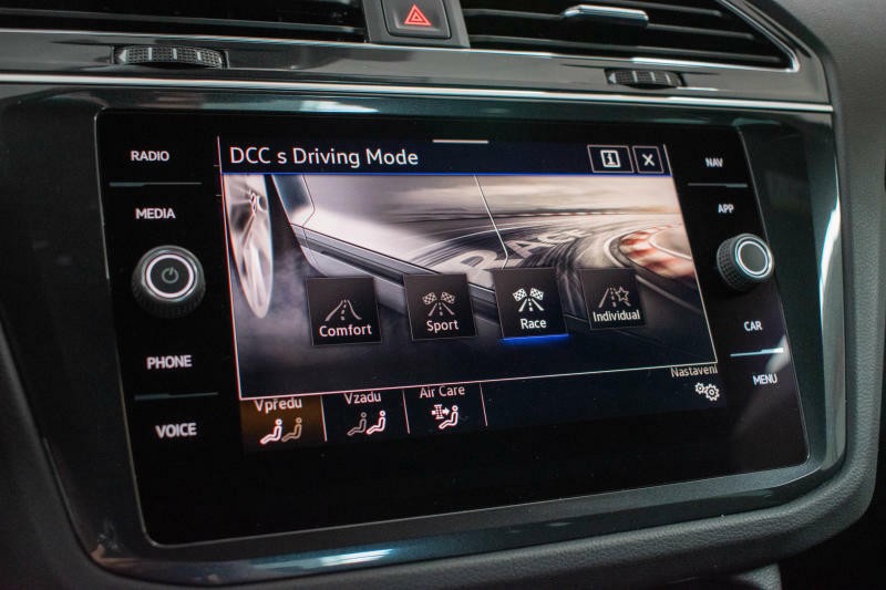 Volkswagen Tiguan R 2.0TSI 235kW ZÁRUKA*TAŽNÉ*ČR