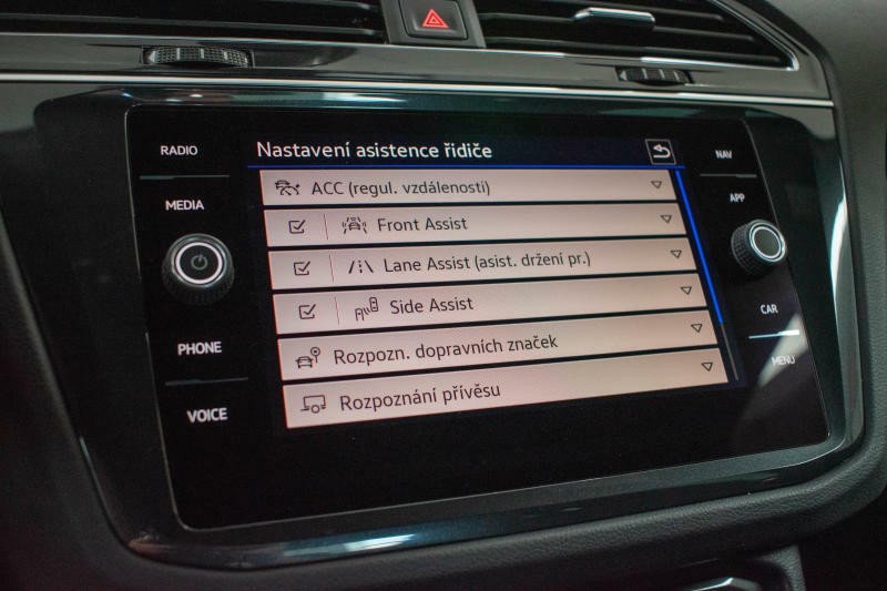 Volkswagen Tiguan R 2.0TSI 235kW ZÁRUKA*TAŽNÉ*ČR