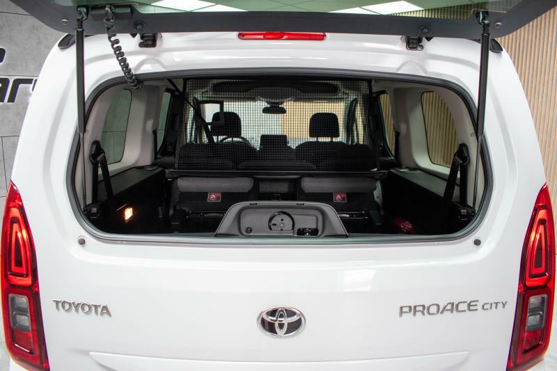 Toyota ProAce City Verso 1.5 D-4d 7.MÍST*TAŽNÉ*ČR 1.MAJ