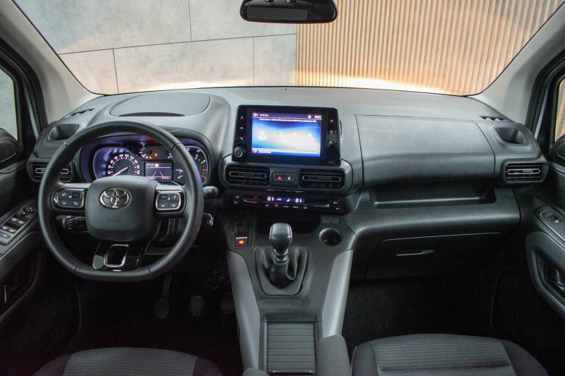 Toyota ProAce City Verso 1.5 D-4d 7.MÍST*TAŽNÉ*ČR 1.MAJ