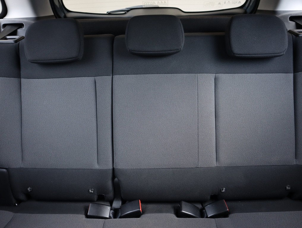 Citroen C3 Aircross Feel 1.2 PureTech Serv.kniha, Tempomat, Park. senzory
