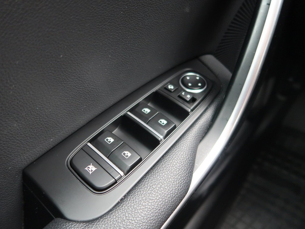 Kia XCeed Gold 1.5 T-GDI Sk 1 maj
