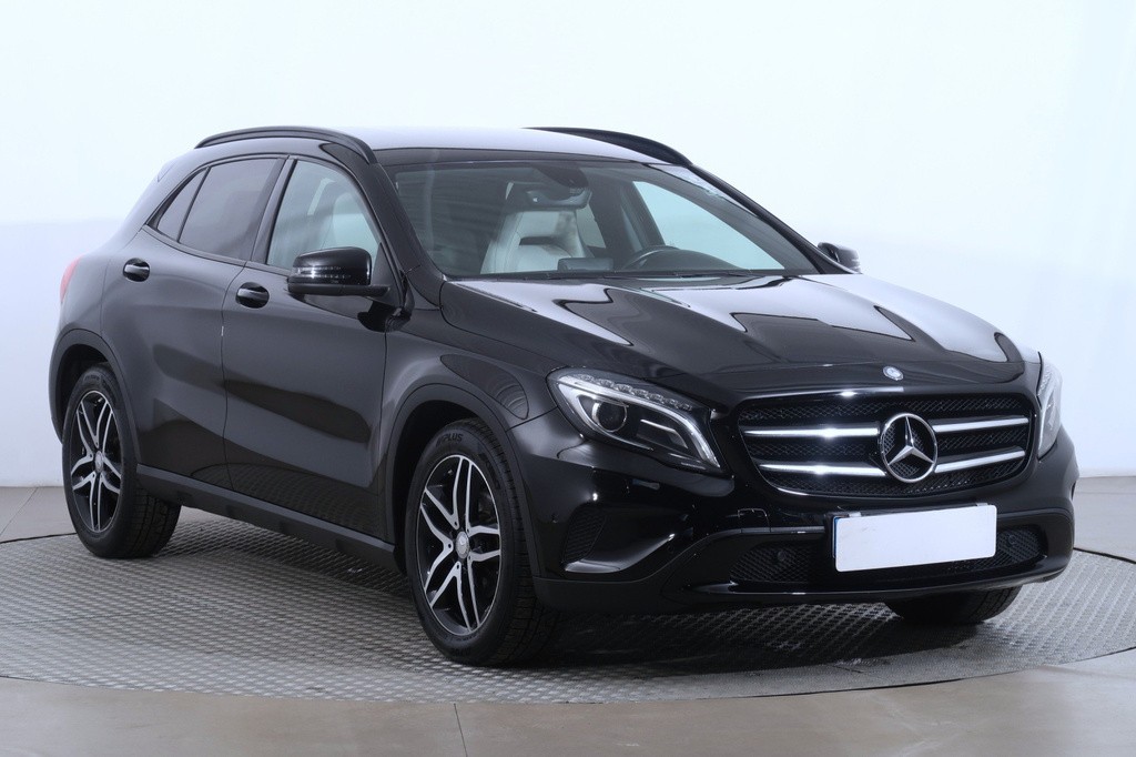 Mercedes GLA Progressive GLA 200 CDI Automat, Koža, Xenóny, Bi-Xenóny