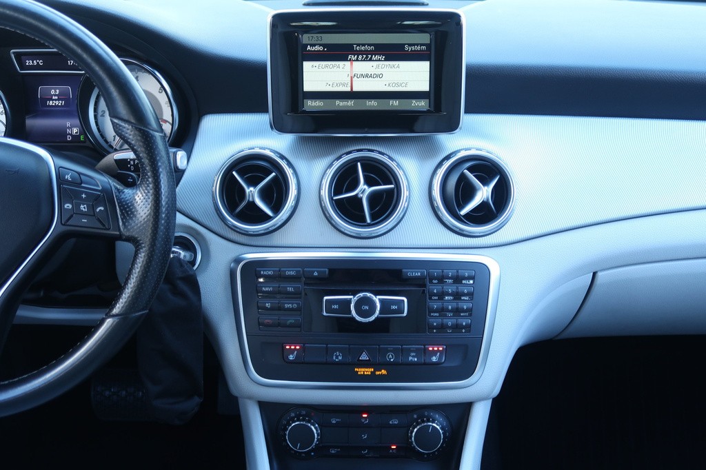 Mercedes GLA Progressive GLA 200 CDI Automat, Koža, Xenóny, Bi-Xenóny