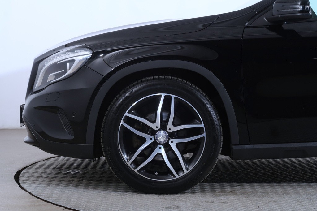 Mercedes GLA Progressive GLA 200 CDI Automat, Koža, Xenóny, Bi-Xenóny
