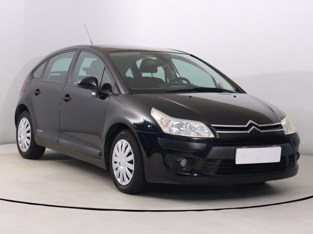 Citroen C4 1.4 16V nová STK