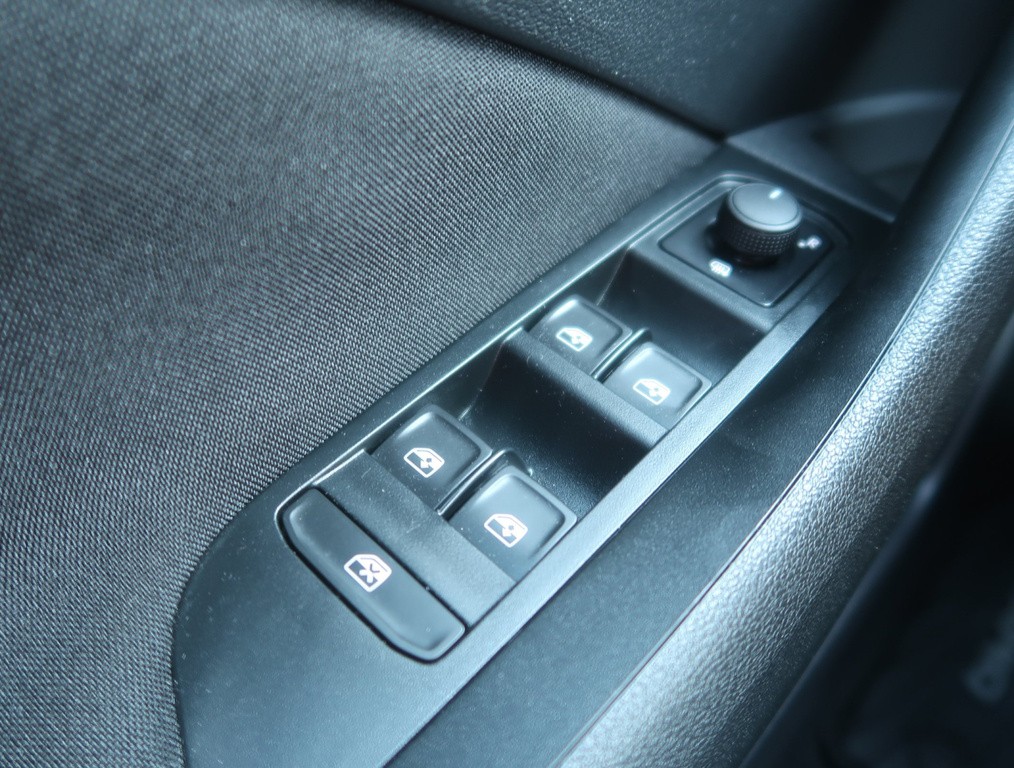 Skoda Kamiq 1.0 TSI ako nové kupované v SR, V Záruke