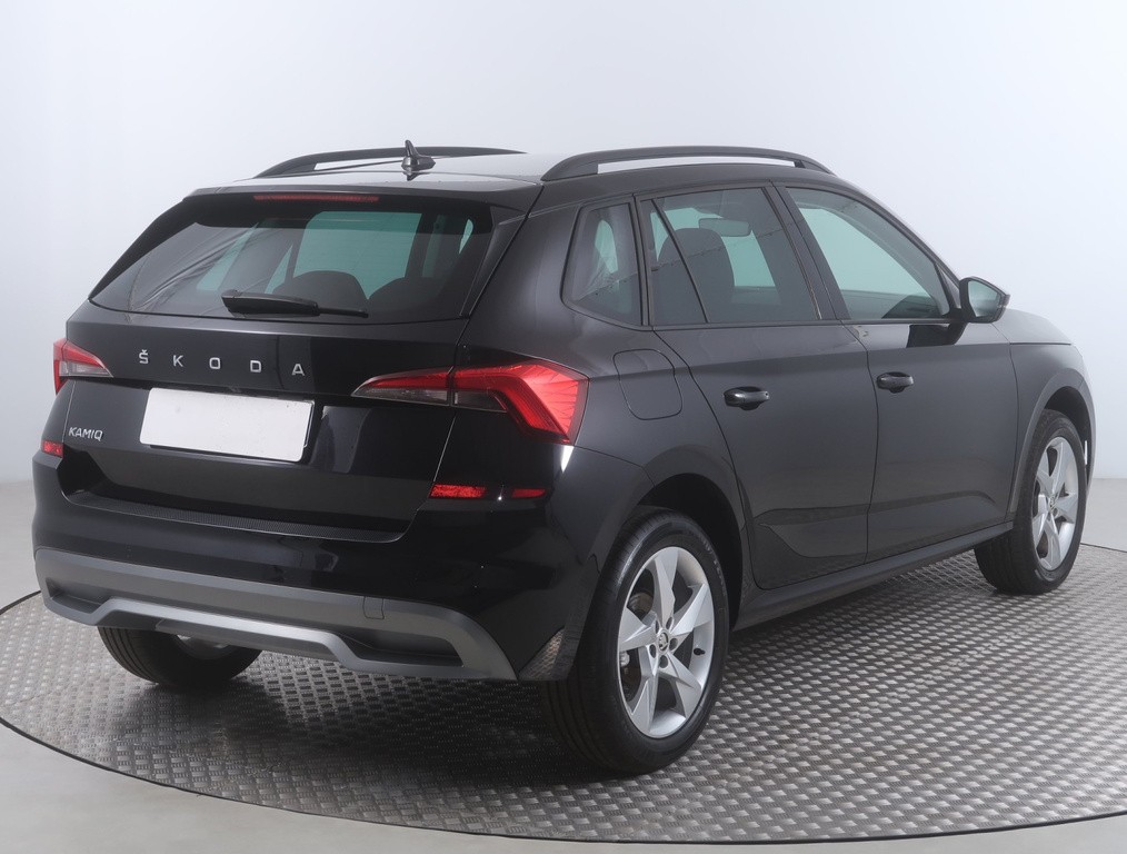 Skoda Kamiq 1.0 TSI ako nové kupované v SR, V Záruke