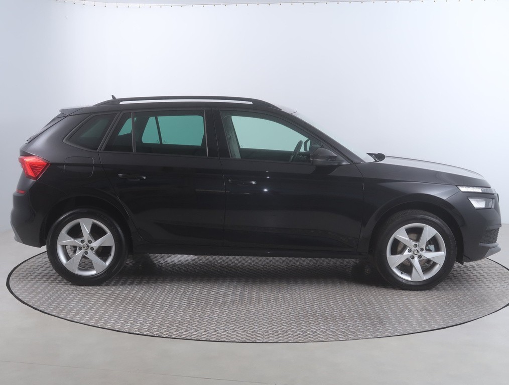 Skoda Kamiq 1.0 TSI ako nové kupované v SR, V Záruke