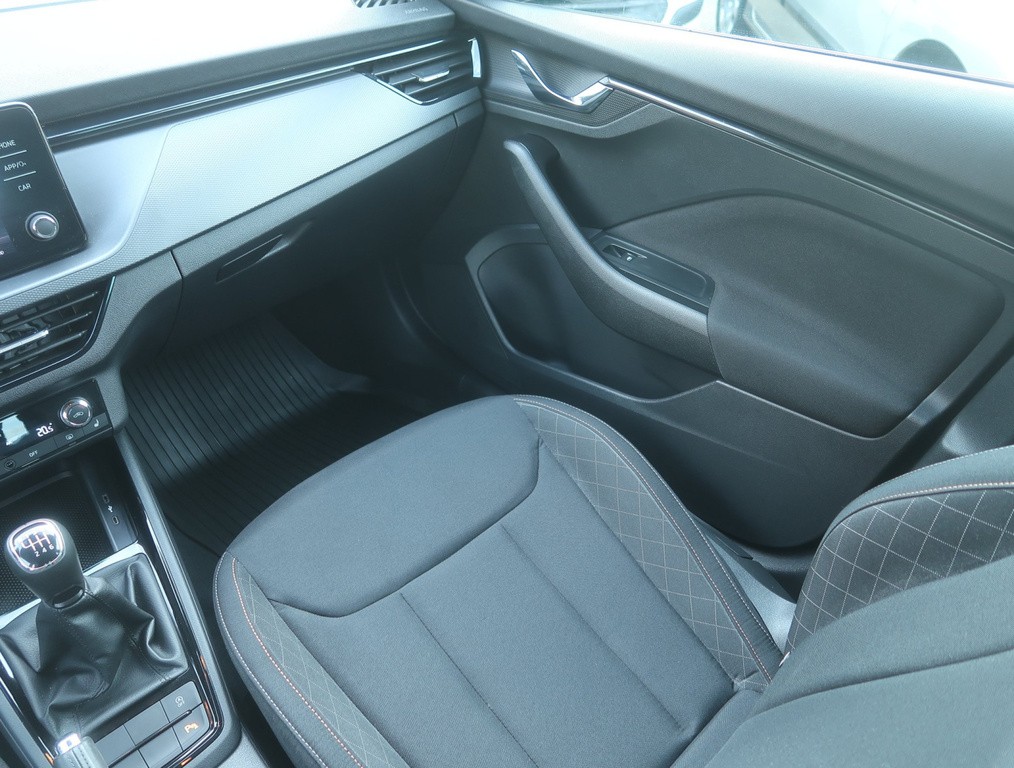 Skoda Kamiq 1.0 TSI ako nové kupované v SR, V Záruke
