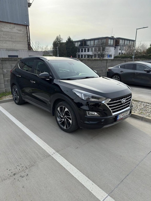 Hyundai Tucson 2.0 CRDi Premium A/T 4x4