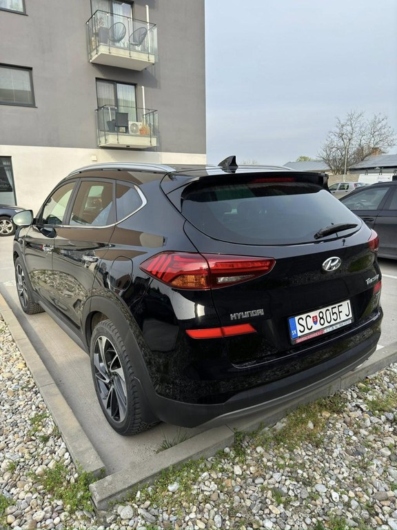 Hyundai Tucson 2.0 CRDi Premium A/T 4x4