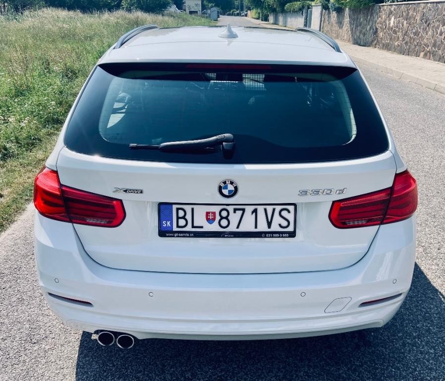 BMW rad 3 Touring 330d Touring xDrive A/T