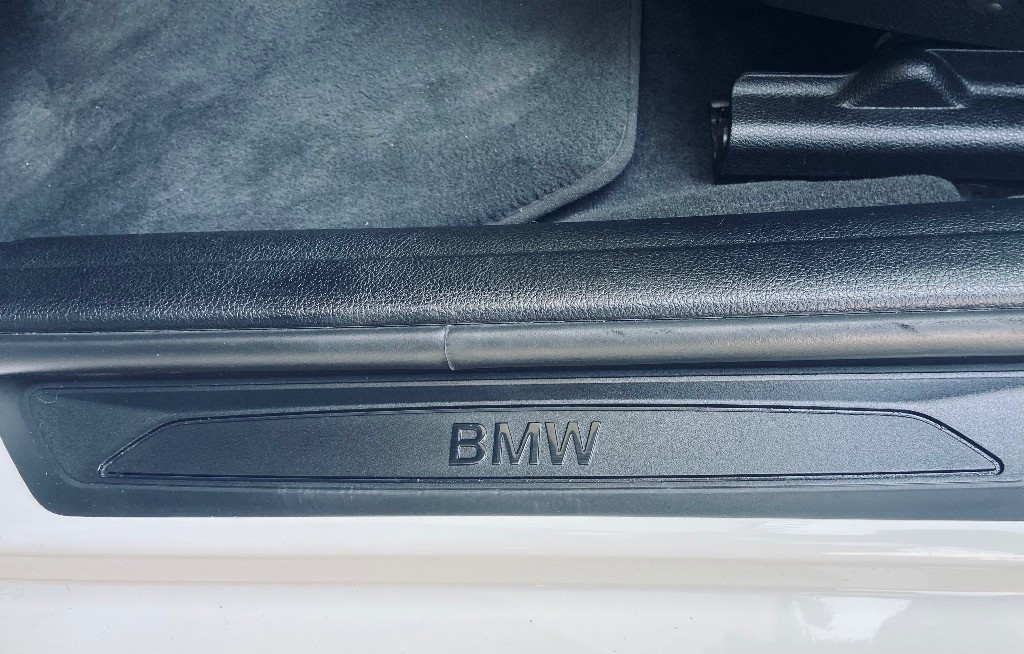 BMW rad 3 Touring 330d Touring xDrive A/T