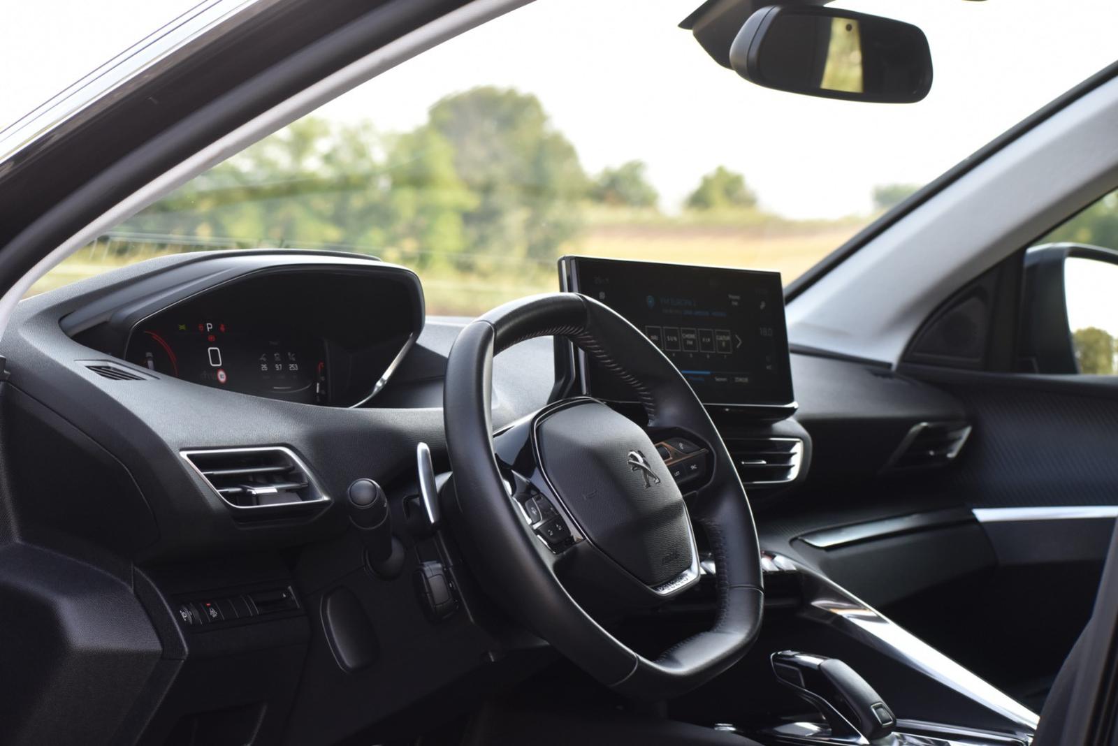 Peugeot 3008 1.5 Blue HDi 130k Active Pack A/T