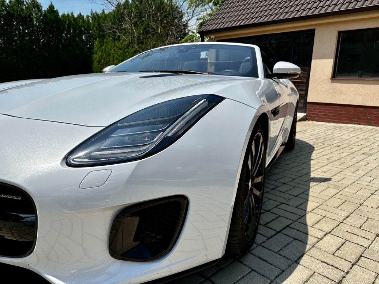 Jaguar F-Type Convertible 3.0L V6 A/T R-Dynamic